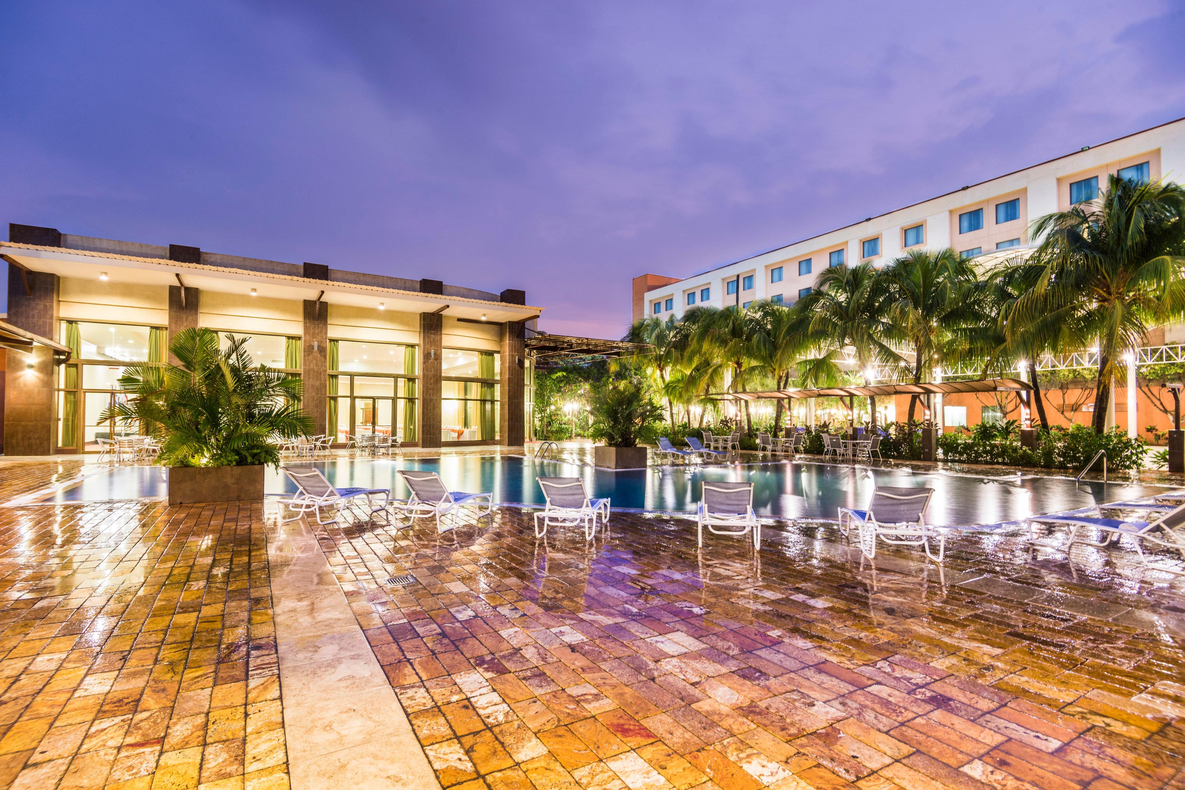Holiday Inn Convention Center By Ihg Managua Exterior photo